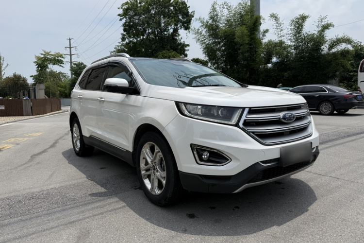 Used Ford Edge 2015 2.0T GTDi Two-Wheel-Drive High-Line Version Exterior 3