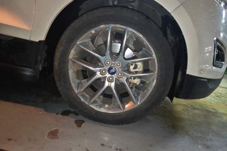 Used Ford Edge 2015 2.0T GTDi Four-Wheel Drive Prestige Model Exterior 4