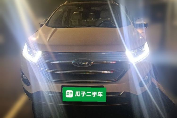 Used Ford Edge 2015 2.0T GTDi Two-Wheel-Drive High-Line Version Front