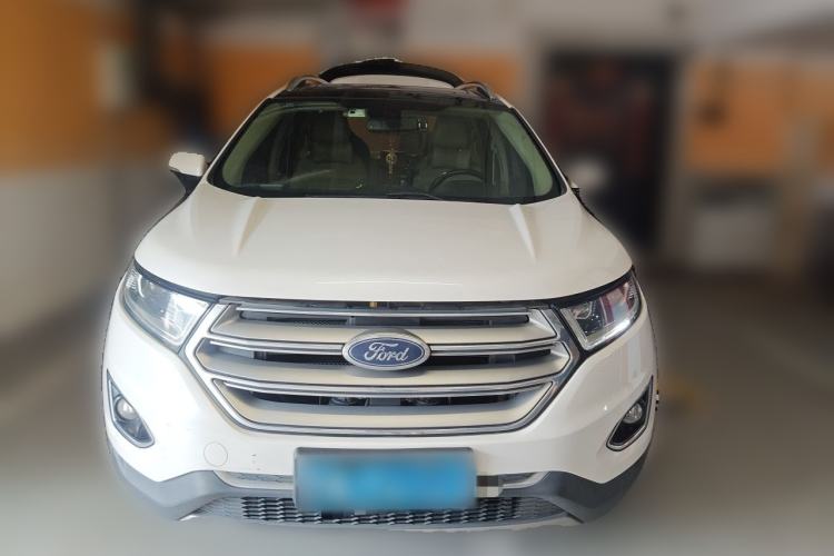 Used Ford Edge 2015 2.0T GTDi Two-Wheel-Drive High-Line Version Front