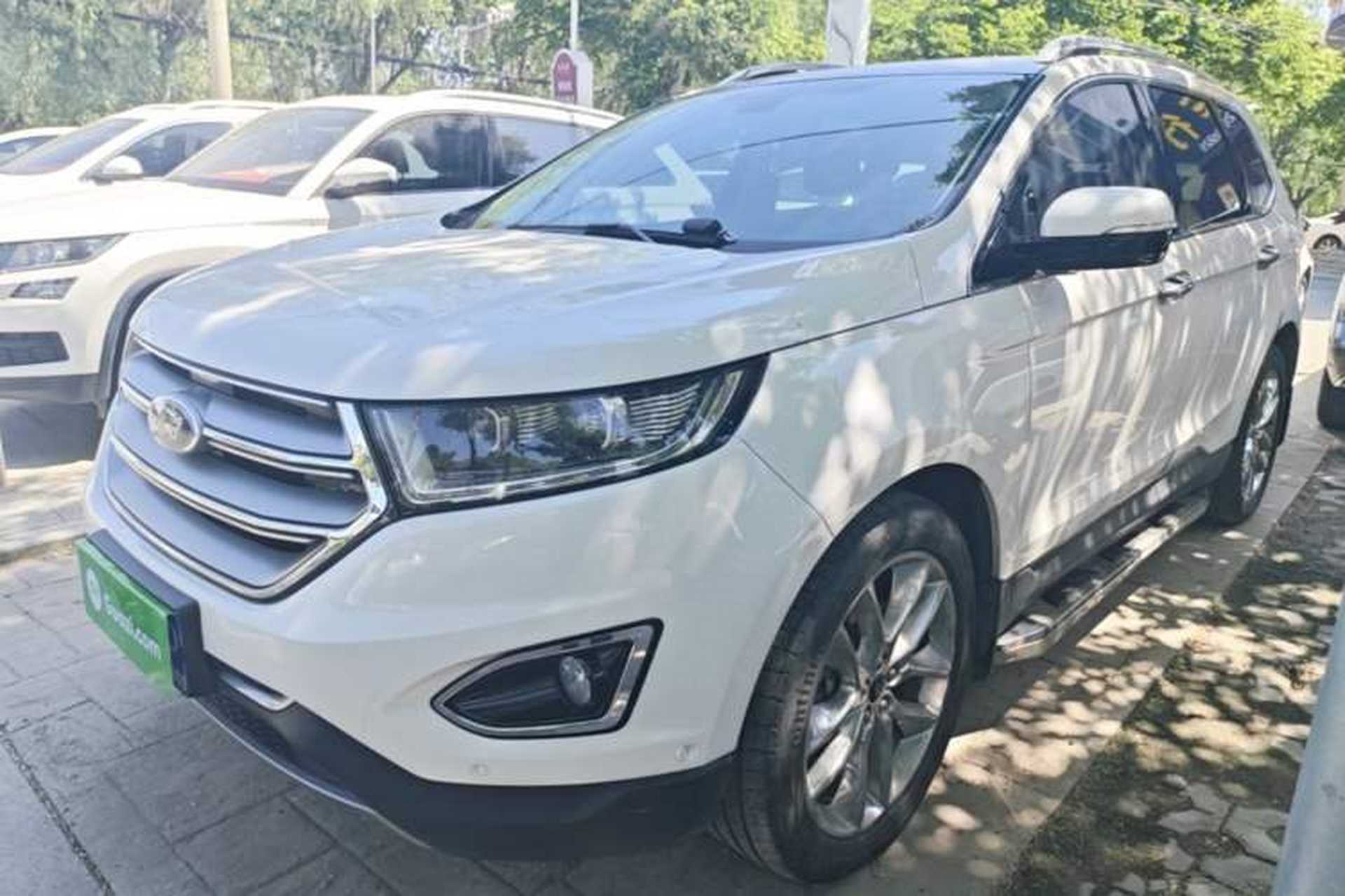 Used Ford Edge 2015 2.0T GTDi Four-Wheel Drive Prestige Model Front Left 45 Deg