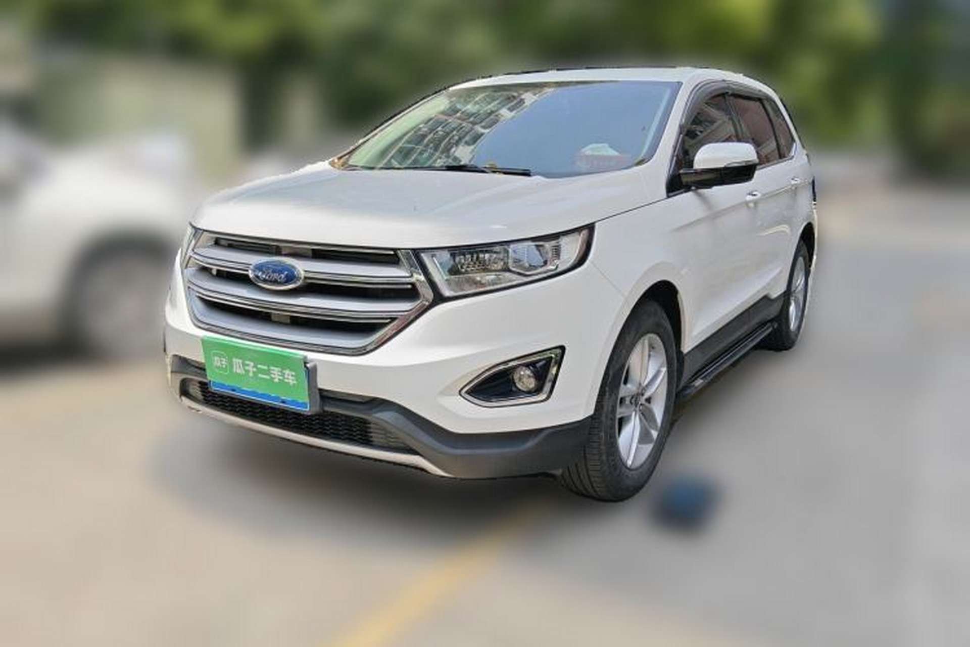 Used Ford Edge 2015 2.0T GTDi Two-Wheel-Drive Platinum Edition Front Left 45 Deg