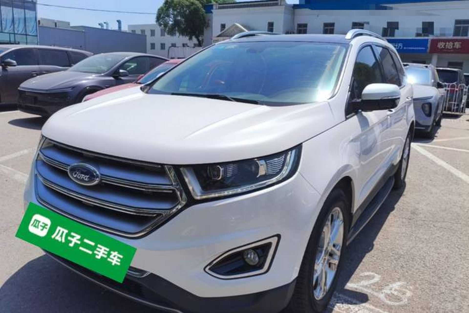 Used Ford Edge 2015 2.0T GTDi 4x4 High-Grade Model Front Left 45 Deg