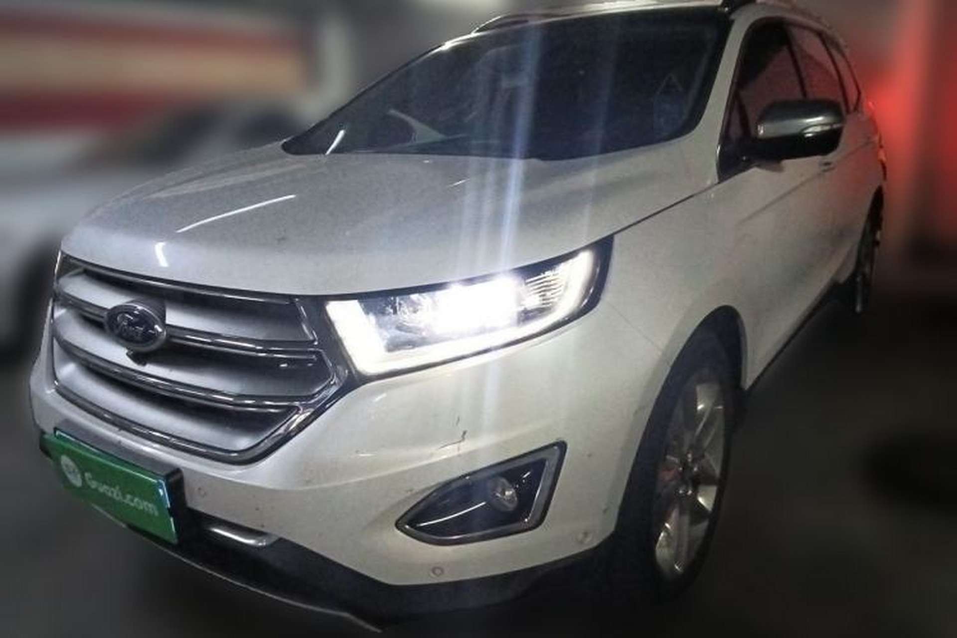 Used Ford Edge 2015 2.0T GTDi Four-Wheel Drive Prestige Model Front Left 45 Deg