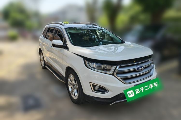 Used Ford Edge 2015 2.0T GTDi Two-Wheel-Drive High-Line Version Front Right 45 Deg