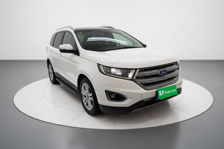 Used Ford Edge 2015 2.0T GTDi Two-Wheel-Drive High-Line Version Front Right 45 Deg