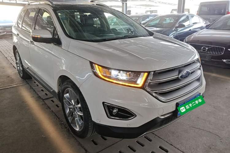 Used Ford Edge 2015 2.0T GTDi Four-Wheel Drive Prestige Model Front Right 45 Deg
