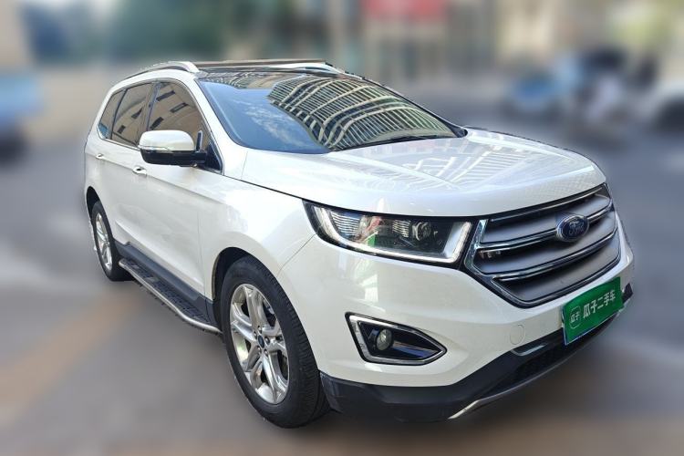 Used Ford Edge 2015 2.0T GTDi 4x4 High-Grade Model Front Right 45 Deg