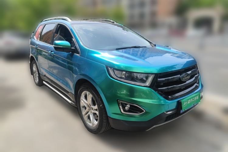 Used Ford Edge 2015 2.0T GTDi Two-Wheel-Drive High-Line Version Front Right 45 Deg