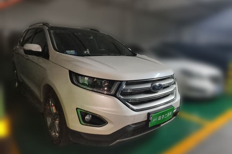 Used Ford Edge 2015 2.0T GTDi Two-Wheel-Drive High-Line Version Front Right 45 Deg