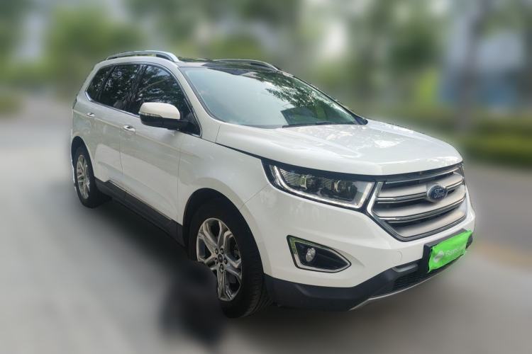 Used Ford Edge 2015 2.0T GTDi 4x4 High-Grade Model Front Right 45 Deg