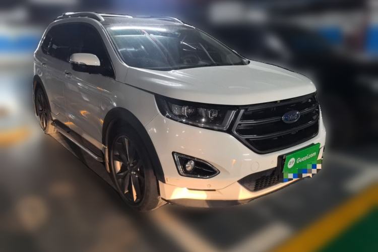 Used Ford Edge 2015 2.7T GTDi 4x4 Sporty 7-Seater Front Right 45 Deg
