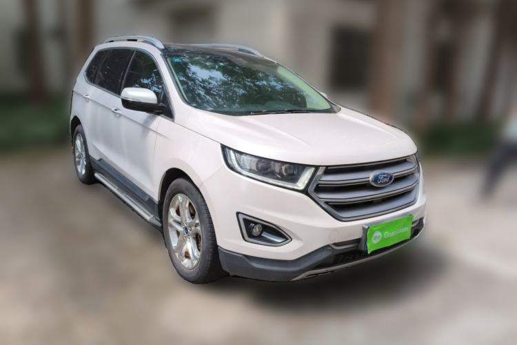 Used Ford Edge 2015 2.0T GTDi Two-Wheel-Drive High-Line Version Front Right 45 Deg