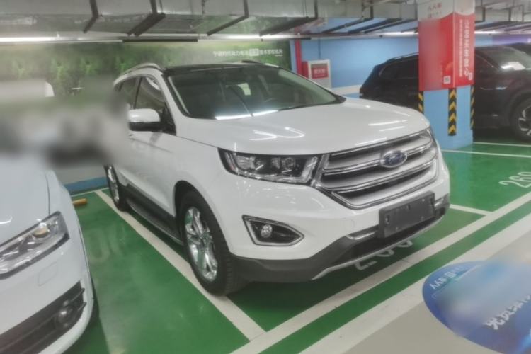 Used Ford Edge 2015 2.0T GTDi 4x4 High-Grade Model Front Right 45 Deg