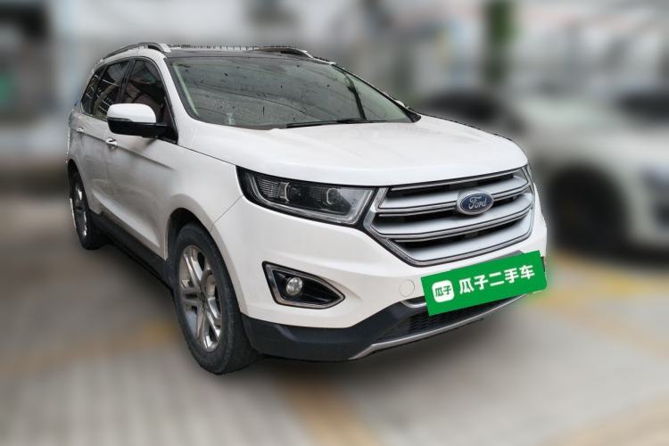 Used Ford Edge 2015 2.0T GTDi 4x4 High-Grade Model Front Right 45 Deg