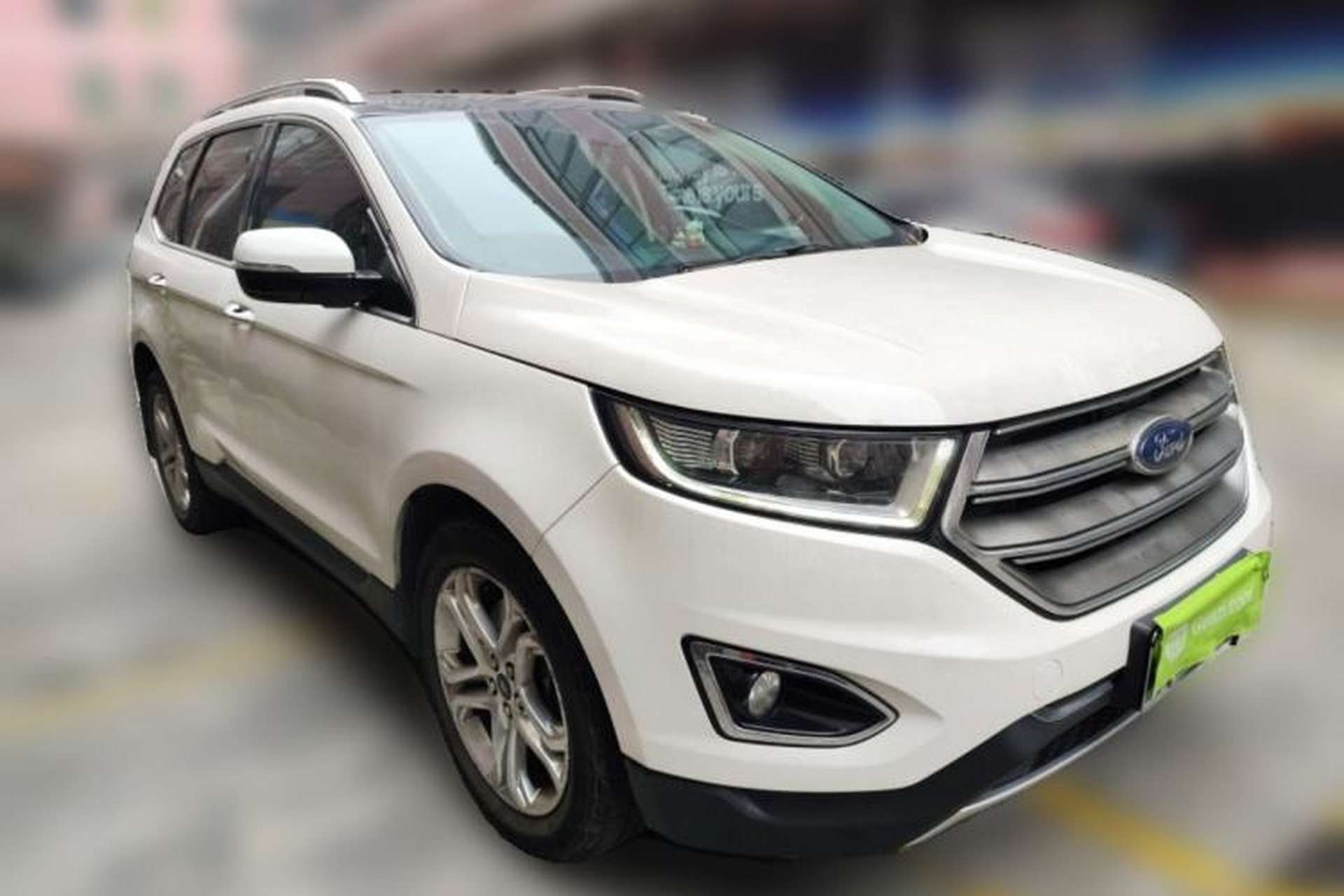 Used Ford Edge 2015 2.0T GTDi Two-Wheel-Drive High-Line Version Front Right 45 Deg