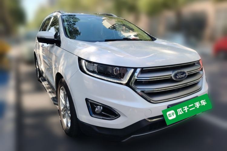 Used Ford Edge 2015 2.0T GTDi Two-Wheel-Drive High-Line Version Front Right 45 Deg
