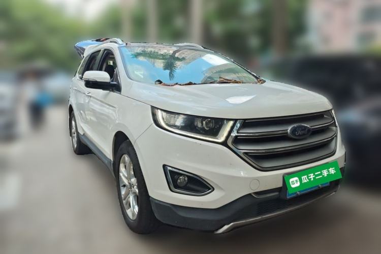 Used Ford Edge 2015 2.0T GTDi 4x4 High-Grade Model Front Right 45 Deg
