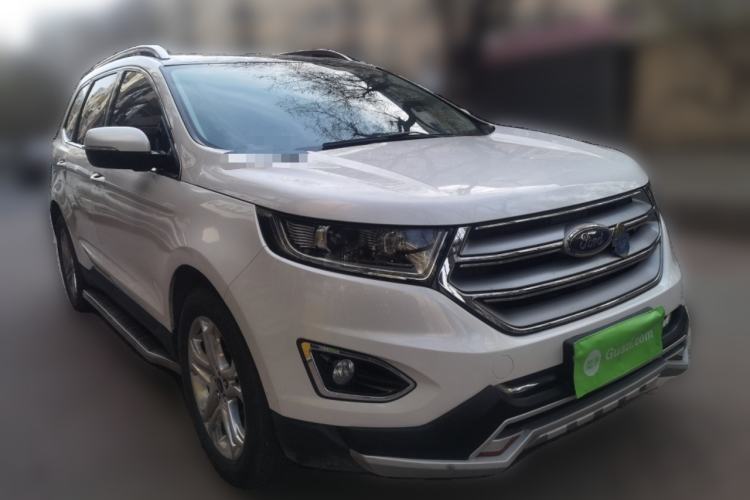 Used Ford Edge 2015 2.0T GTDi 4x4 High-Grade Model Front Right 45 Deg