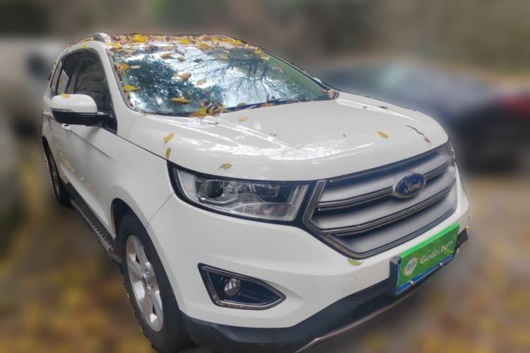 Used Ford Edge 2015 2.0T GTDi Two-Wheel-Drive Elite Edition Front Right 45 Deg