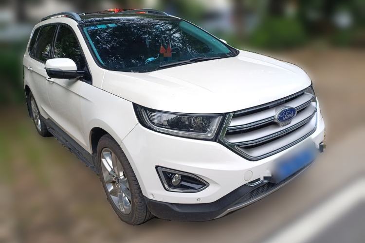 Used Ford Edge 2015 2.7T GTDi 4x4 Prestige 7-Seater Front Right 45 Deg