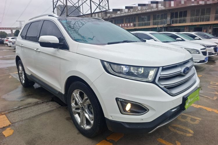 Used Ford Edge 2015 2.0T GTDi 4x4 High-Grade Model Front Right 45 Deg
