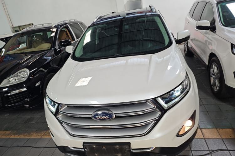 Used Ford Edge 2015 2.0T GTDi Two-Wheel-Drive High-Line Version Front