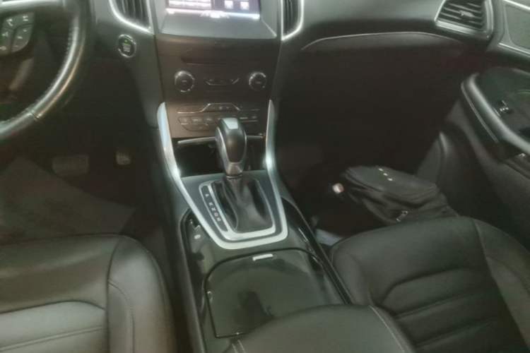 Used Ford Edge 2015 2.0T GTDi 4x4 High-Grade Model Gear Lever