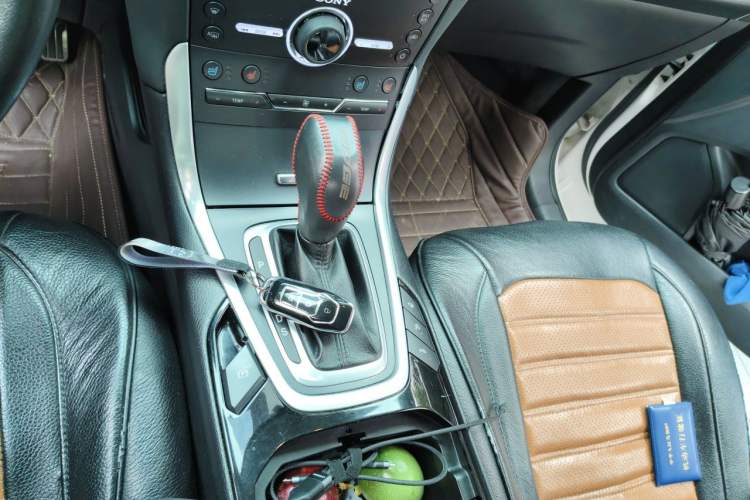 Used Ford Edge 2015 2.0T GTDi Four-Wheel Drive Prestige Model Gear Lever