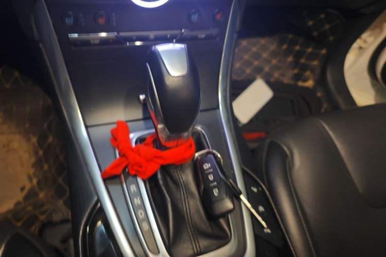 Used Ford Edge 2015 2.0T GTDi Four-Wheel Drive Prestige Model Gear Lever