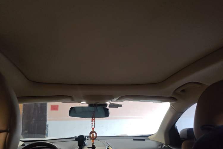 Used Ford Edge 2015 2.0T GTDi Two-Wheel-Drive High-Line Version Headliner