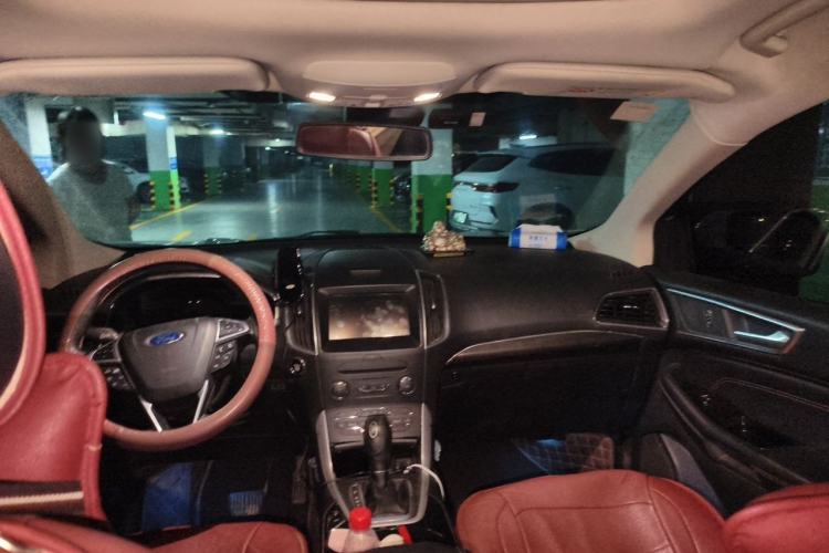 Used Ford Edge 2015 2.0T GTDi Two-Wheel-Drive High-Line Version Headliner