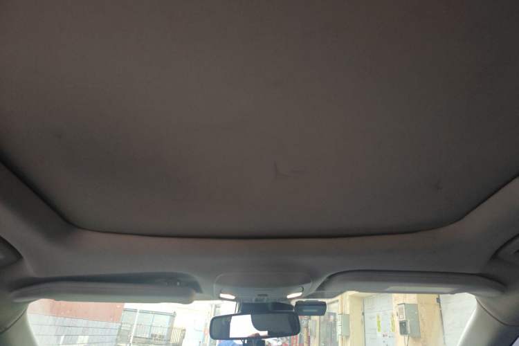 Used Ford Edge 2015 2.0T GTDi Four-Wheel Drive Prestige Model Headliner