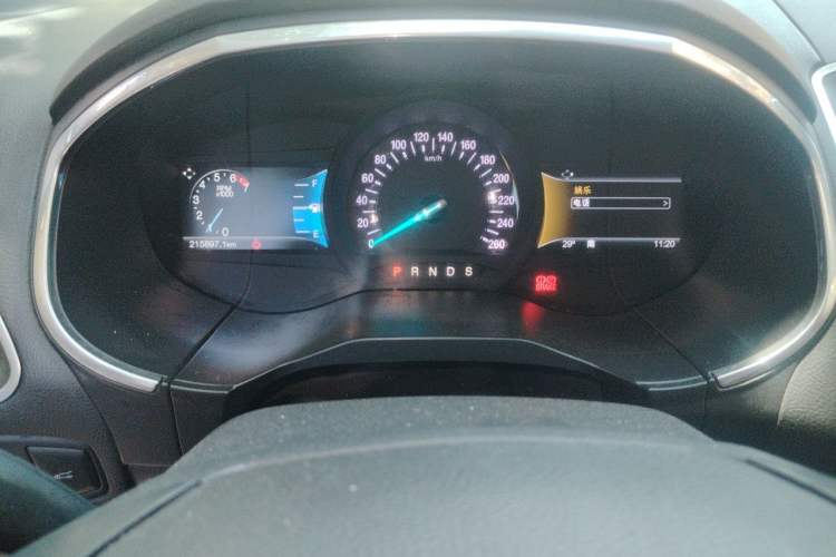 Used Ford Edge 2015 2.0T GTDi Two-Wheel-Drive High-Line Version Instrument Cluster