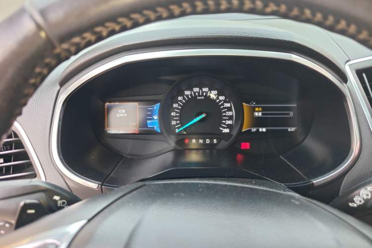 Used Ford Edge 2015 2.0T GTDi Two-Wheel-Drive High-Line Version Instrument Cluster