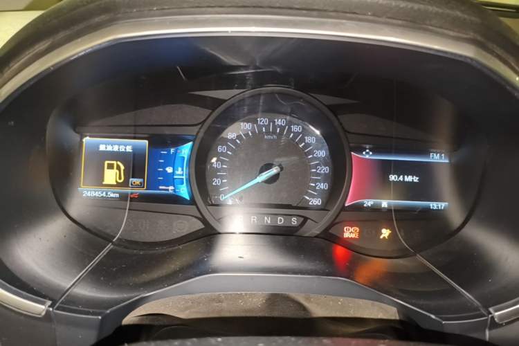 Used Ford Edge 2015 2.0T GTDi Two-Wheel-Drive High-Line Version Instrument Cluster