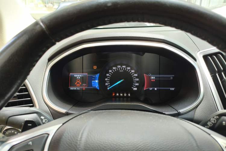 Used Ford Edge 2015 2.0T GTDi Two-Wheel-Drive High-Line Version Instrument Cluster