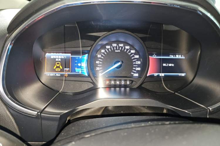 Used Ford Edge 2015 2.0T GTDi Two-Wheel-Drive High-Line Version Instrument Cluster