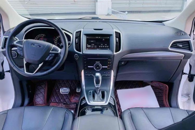 Used Ford Edge 2015 2.0T GTDi Four-Wheel Drive Prestige Model Interior 2