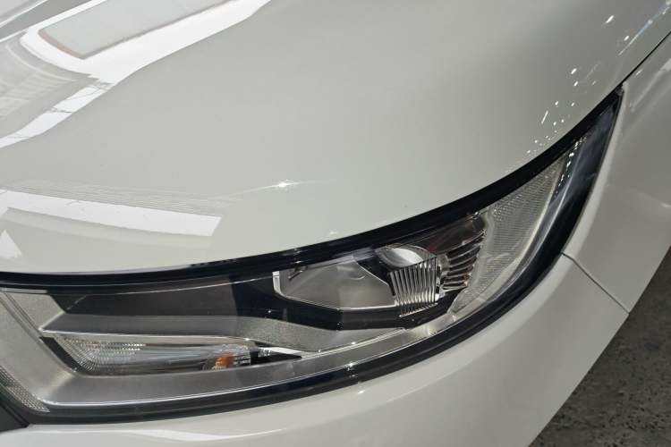 Used Ford Edge 2015 2.0T GTDi Two-Wheel-Drive Elite Edition Left Front Headlight