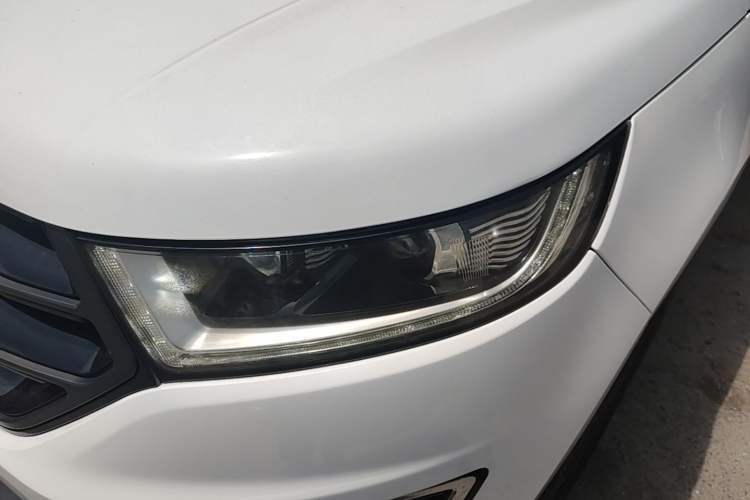 Used Ford Edge 2015 2.0T GTDi Two-Wheel-Drive Elite Edition Left Front Headlight