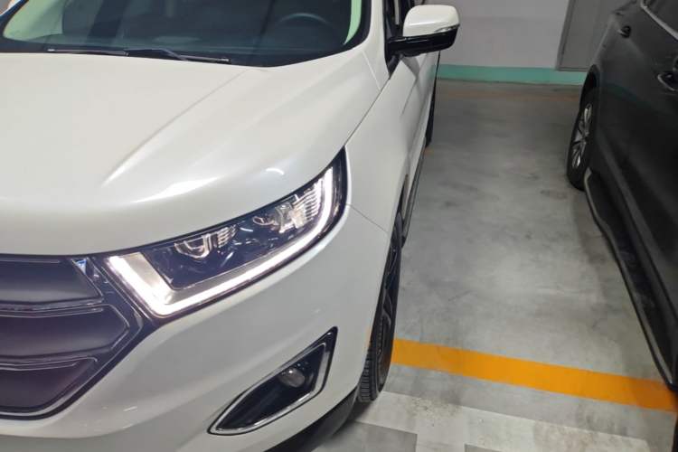 Used Ford Edge 2015 2.0T GTDi Two-Wheel-Drive High-Line Version Left Front Headlight