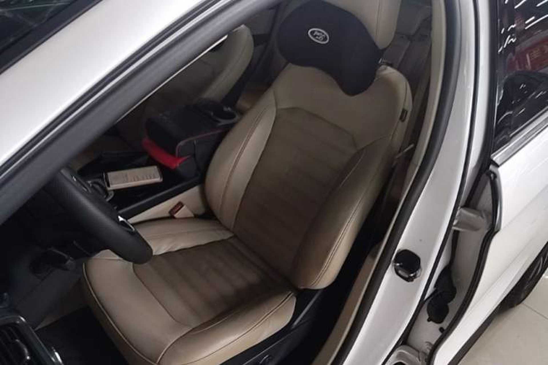 Used Ford Edge 2015 2.0T GTDi 4x4 High-Grade Model Left Front Seat