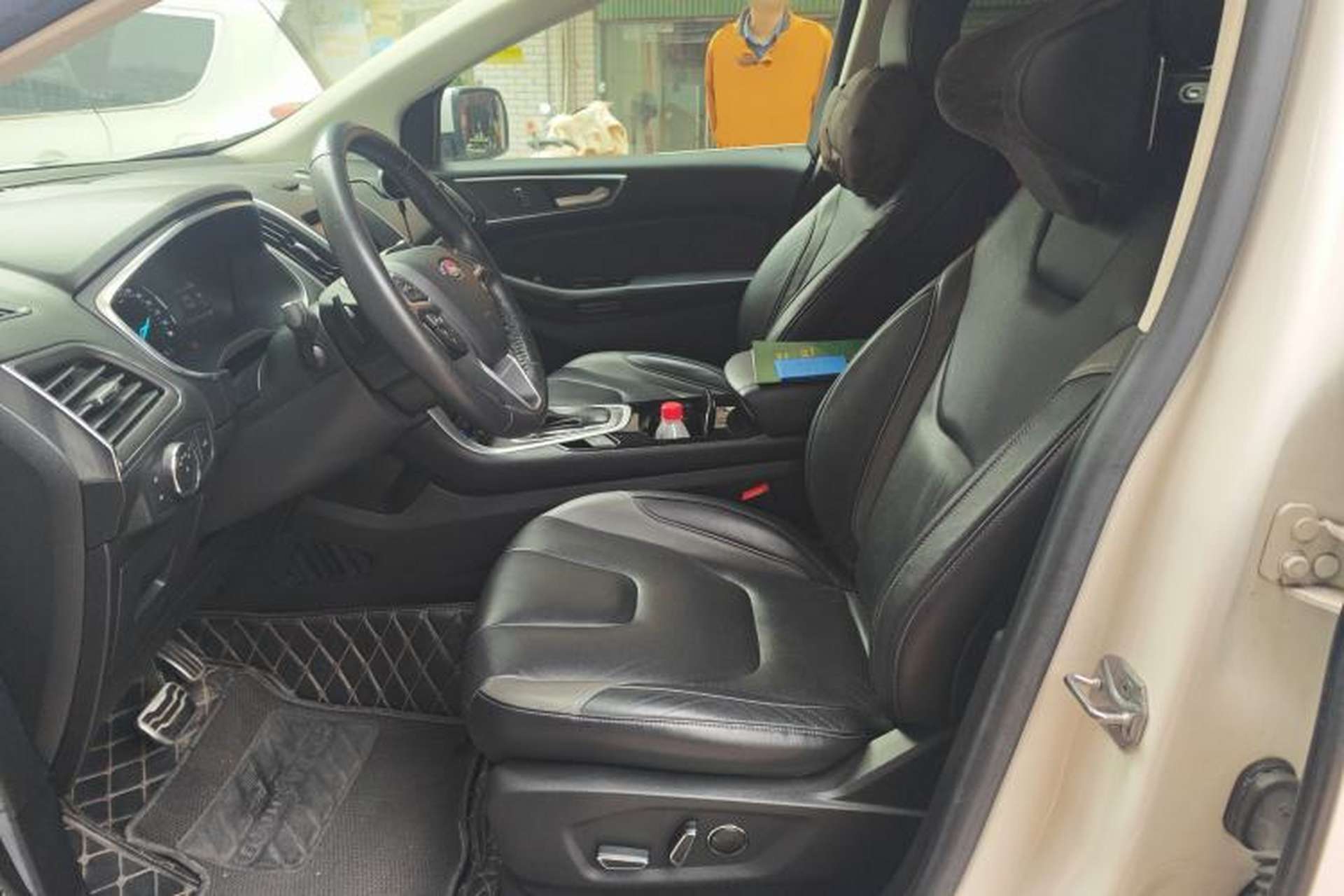 Used Ford Edge 2015 2.7T GTDi 4x4 Sporty 7-Seater Left Front Seat