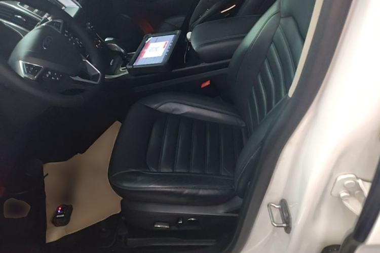 Used Ford Edge 2015 2.0T GTDi 4x4 High-Grade Model Left Front Seat