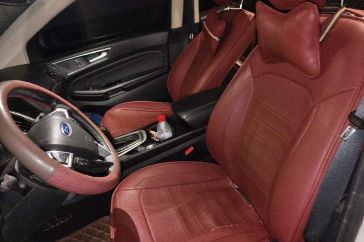 Used Ford Edge 2015 2.0T GTDi Two-Wheel-Drive High-Line Version Left Front Seat