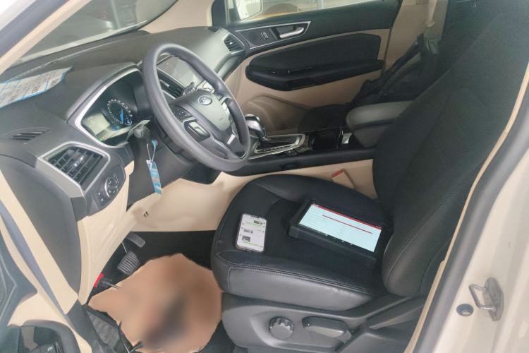 Used Ford Edge 2015 2.0T GTDi Two-Wheel-Drive Elite Edition Left Front Seat