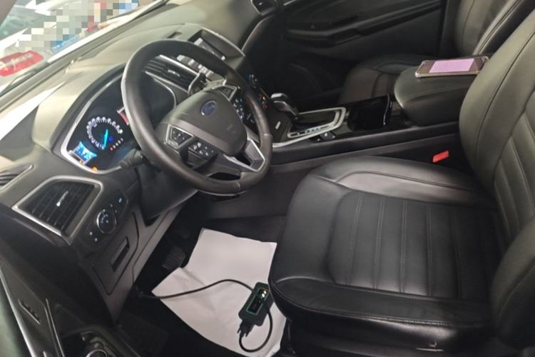 Used Ford Edge 2015 2.0T GTDi Two-Wheel-Drive High-Line Version Left Front Seat