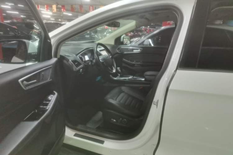 Used Ford Edge 2015 2.0T GTDi 4x4 High-Grade Model Left Front Seat