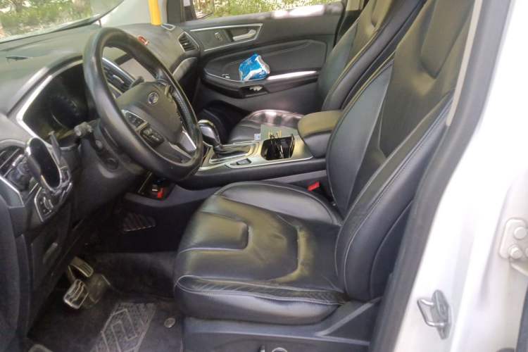 Used Ford Edge 2015 2.7T GTDi 4x4 Prestige 7-Seater Left Front Seat